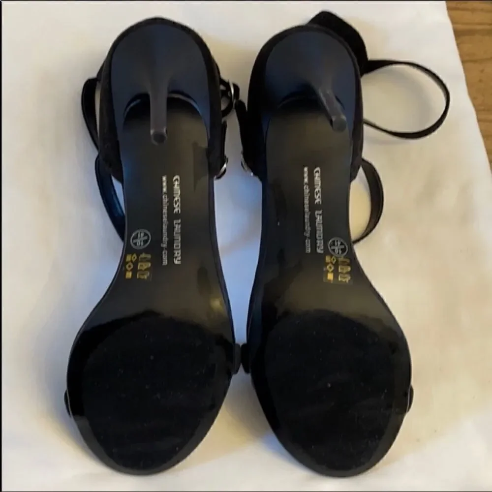 CHINESE LAUNDRY BLACK MICROSUEDE SANDALS. …